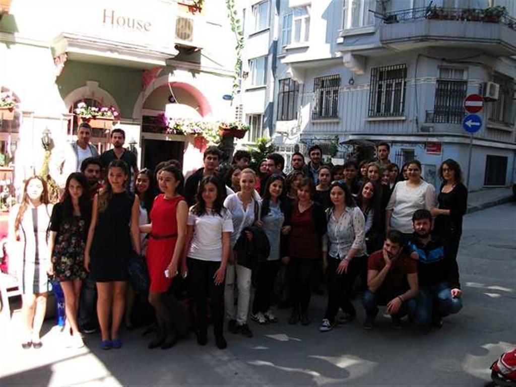 Taksim Hostel Green House Istanbul Exterior photo